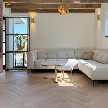 Сasa de vacaciones Cozy In With Wifi